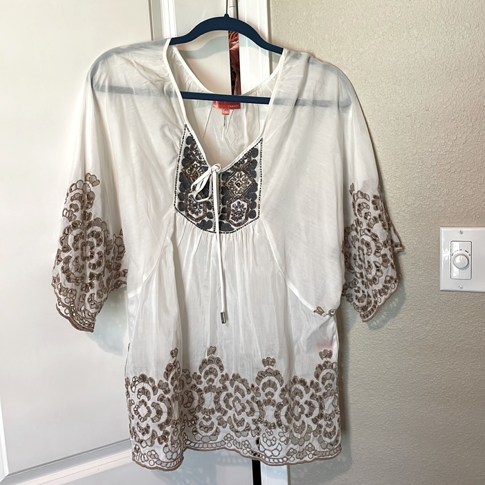 Hale Bob Cabana eye-lit trim top